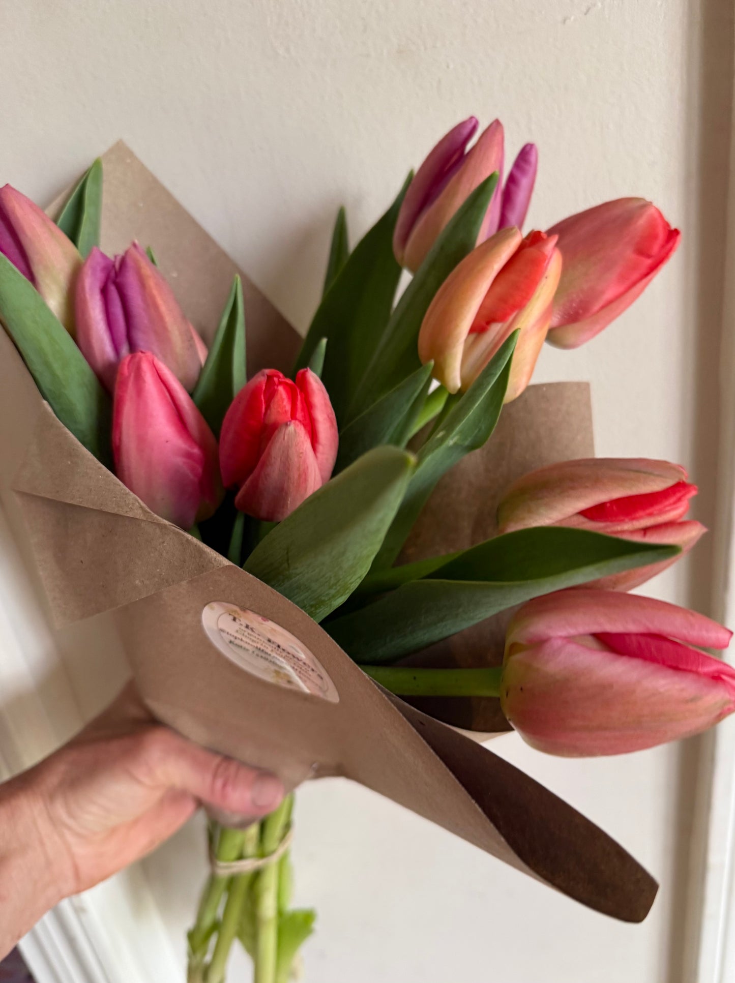 Spring Bouquet w/local delivery